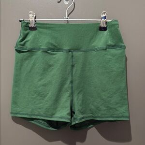 Green Women's Yoga Booty Spandex Shorts